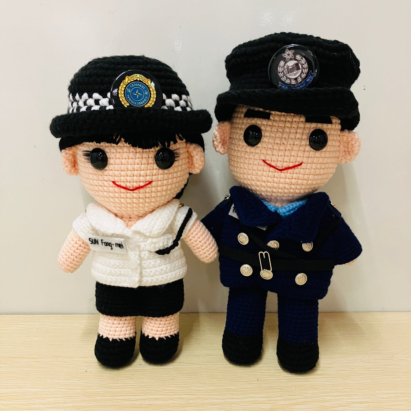 職業制服款人手勾織公仔